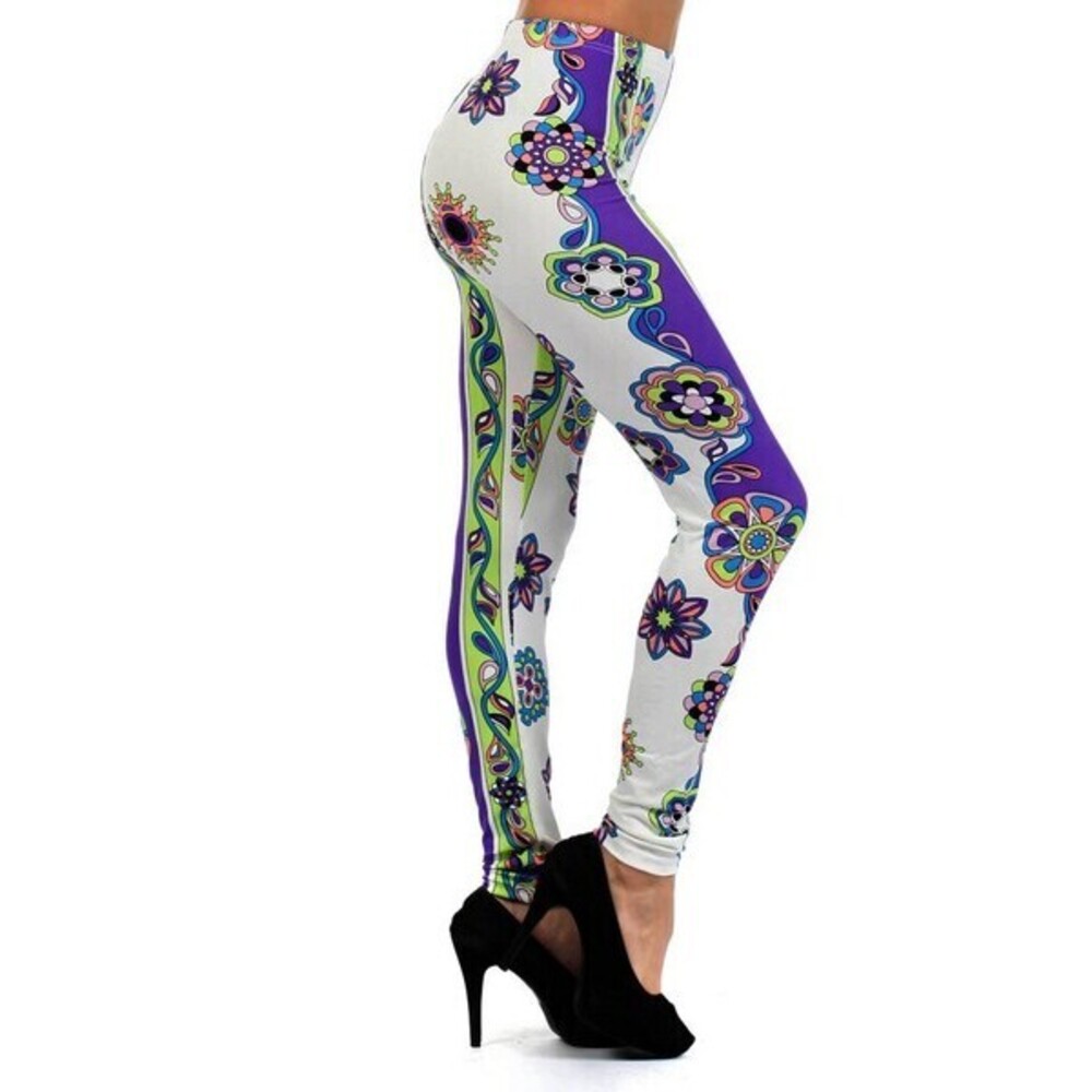 827PT214 W Yelete Lady's Printed Leggings White One Size